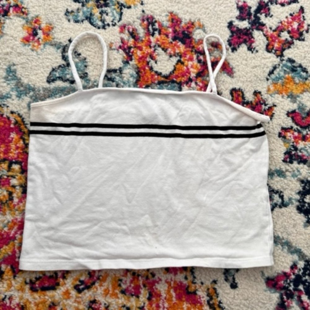 Cropped black and white tank top